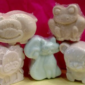 5 assorted childrens soaps  (assorted)